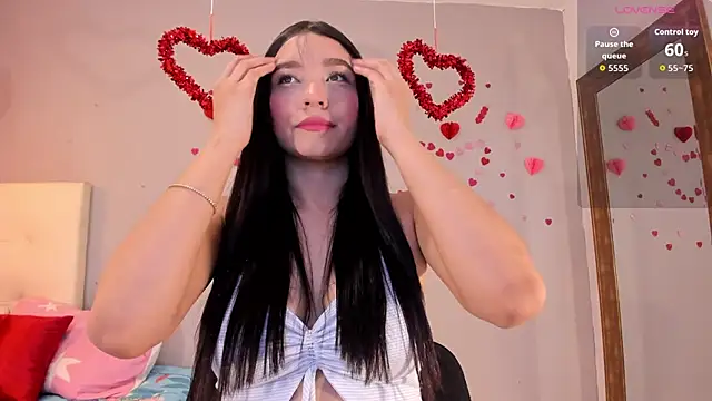 Maia W10 online show from February 17, 12:45 pm