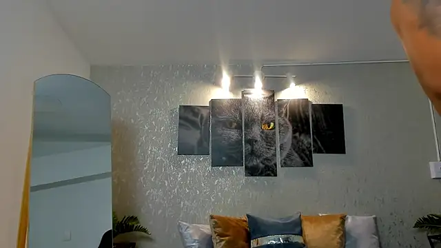 Regan   online show from January 15, 4:25 am