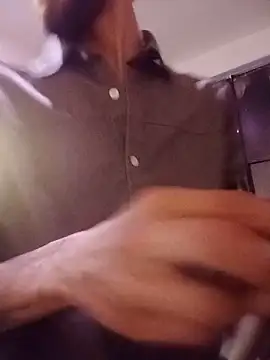 Aaronkiller online show from May 12, 11:46 pm