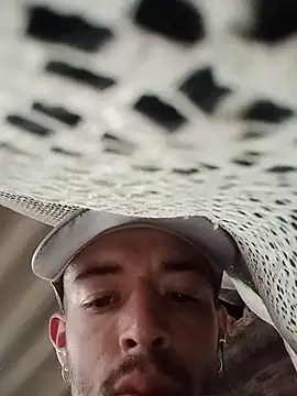 Aaronkiller online show from June 18, 10:36 pm