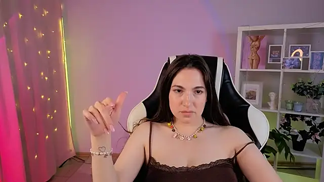 MelissaLovvv online show from June 7, 9:40 pm