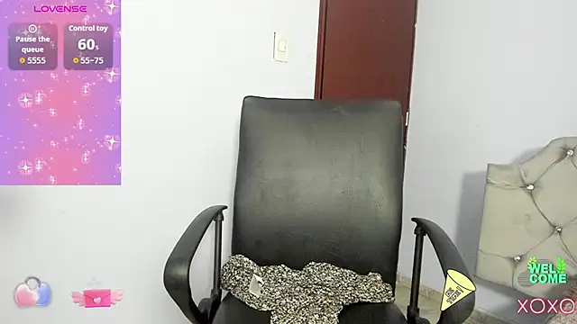 lubigtits online show from April 28, 3:17 pm