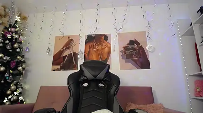 Snapshot of catalinapalencia chatting on December 14, 11:12 pm catalinapalencia online show from December 14, 11:12 pm