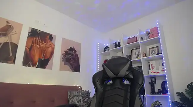 Snapshot of catalinapalencia chatting on January 9, 8:55 pm catalinapalencia online show from January 9, 8:55 pm