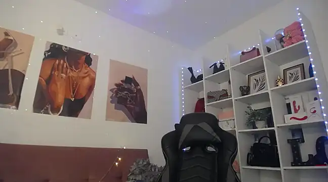 Snapshot of catalinapalencia chatting on February 14, 6:51 pm catalinapalencia online show from February 14, 6:51 pm