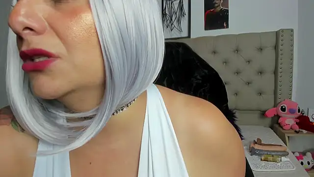 AngeleRoux online show from January 31, 2:26 am