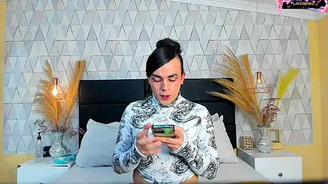 JustinePerry online show from March 23, 4:05 am