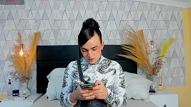 JustinePerry online show from March 26, 4:07 am