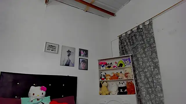 megan 100 online show from December 14, 6:34 pm