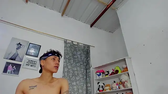 megan 100 online show from February 18, 4:36 pm