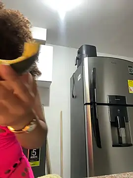 Snapshot of Lucy_wilson5 chatting on January 23, 7:00 am Lucy wilson5 online show from January 23, 7:00 am