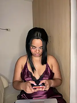 Snapshot of Lucy_wilson5 chatting on February 1, 3:52 am Lucy wilson5 online show from February 1, 3:52 am