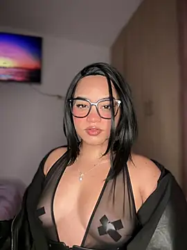 Snapshot of Lucy_wilson5 chatting on March 20, 4:07 am Lucy wilson5 online show from March 20, 4:07 am