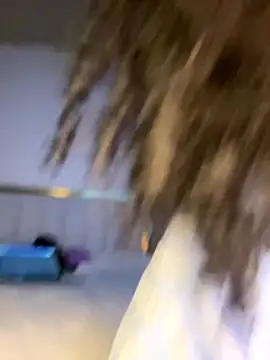 Snapshot of Lucy_wilson5 chatting on December 15, 1:54 am Lucy wilson5 online show from December 15, 1:54 am