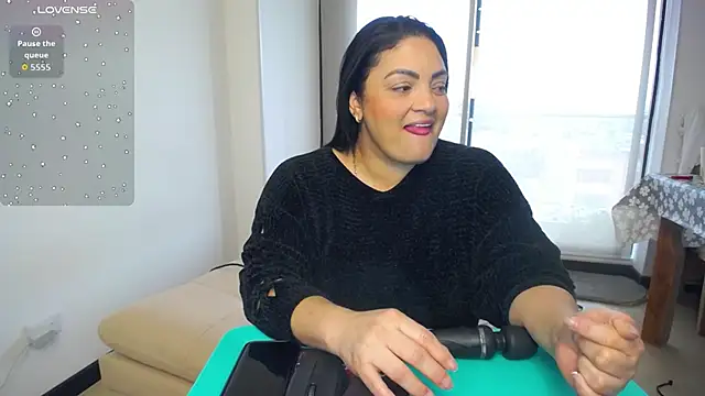 911Calling online show from November 16, 7:41 pm