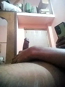 Snapshot of tamil_horny09 chatting on December 20, 11:06 am tamil horny09 online show from December 20, 11:06 am