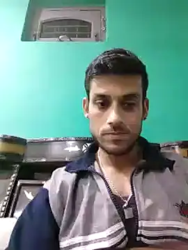 Snapshot of abhisoni509 chatting on January 1, 3:24 pm abhisoni509 online show from January 1, 3:24 pm