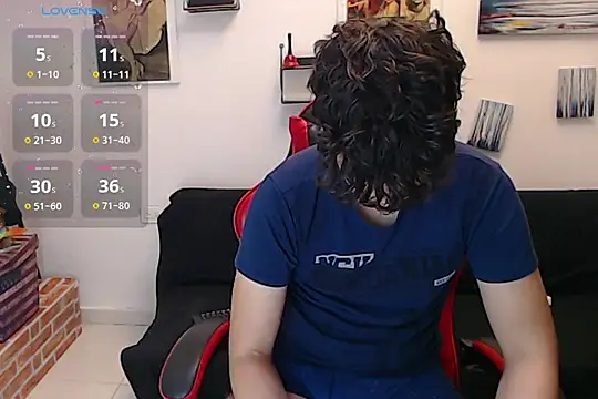 Snapshot of Angelo-cianuro- chatting on October 30, 11:16 pm Angelo-cianuro- online show from October 30, 11:16 pm