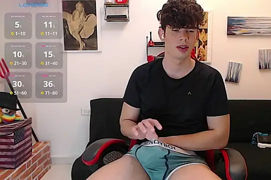 Snapshot of Angelo-cianuro- chatting on November 12, 11:47 pm Angelo-cianuro- online show from November 12, 11:47 pm