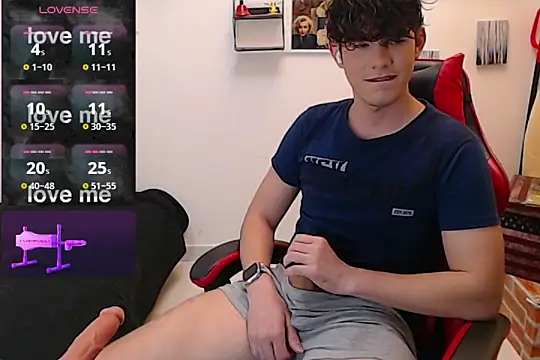 Snapshot of Angelo-cianuro- chatting on November 14, 11:35 pm Angelo-cianuro- online show from November 14, 11:35 pm