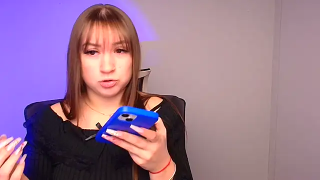 Snapshot of Evelina_GG chatting on December 25, 6:41 am Evelina GG online show from December 25, 6:41 am