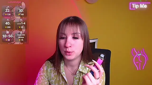 Snapshot of Evelina_GG chatting on February 18, 9:54 am Evelina GG online show from February 18, 9:54 am