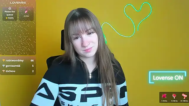 Snapshot of Evelina_GG chatting on October 19, 5:52 am Evelina GG online show from October 19, 5:52 am