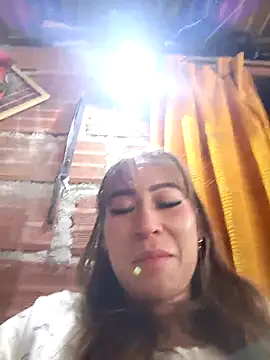 Snapshot of samy-blonde chatting on March 12, 2:56 pm samy-blonde online show from March 12, 2:56 pm