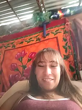 Snapshot of samy-blonde chatting on March 12, 7:17 pm samy-blonde online show from March 12, 7:17 pm