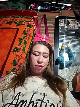 Snapshot of samy-blonde chatting on September 18, 11:45 am samy-blonde online show from September 18, 11:45 am