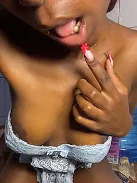 freaky kaylee online show from January 4, 6:09 pm