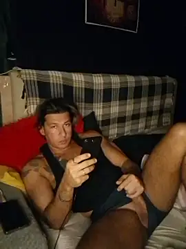 Snapshot of Lovely_milk chatting on December 16, 7:54 pm Lovely milk online show from December 16, 7:54 pm