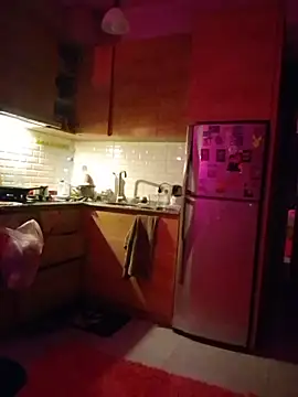 Snapshot of Lovely_milk chatting on December 18, 4:49 pm Lovely milk online show from December 18, 4:49 pm