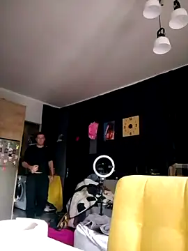 Snapshot of Lovely_milk chatting on December 22, 11:22 am Lovely milk online show from December 22, 11:22 am