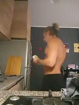 Snapshot of Lovely_milk chatting on January 5, 10:08 pm Lovely milk online show from January 5, 10:08 pm