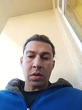 Snapshot of Lovely_milk chatting on January 27, 6:41 am Lovely milk online show from January 27, 6:41 am