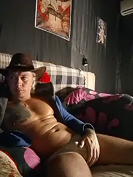 Snapshot of Lovely_milk chatting on March 2, 2:41 am Lovely milk online show from March 2, 2:41 am