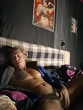 Snapshot of Lovely_milk chatting on March 3, 1:31 am Lovely milk online show from March 3, 1:31 am