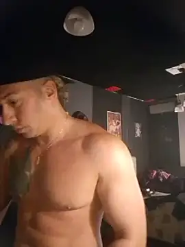 Snapshot of Lovely_milk chatting on March 14, 5:24 pm Lovely milk online show from March 14, 5:24 pm