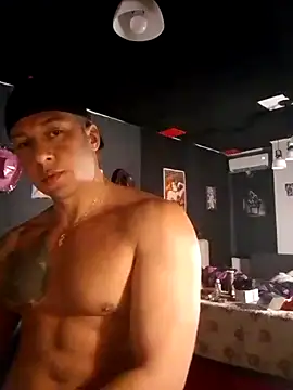 Snapshot of Lovely_milk chatting on March 19, 3:51 pm Lovely milk online show from March 19, 3:51 pm