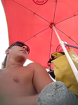 Snapshot of Lovely_milk chatting on October 1, 9:37 am Lovely milk online show from October 1, 9:37 am