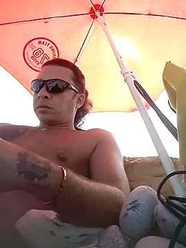 Snapshot of Lovely_milk chatting on October 6, 8:12 am Lovely milk online show from October 6, 8:12 am