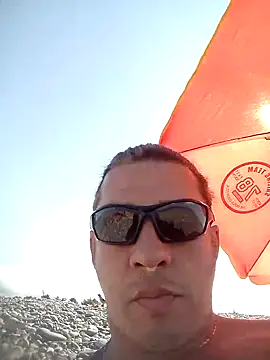 Snapshot of Lovely_milk chatting on October 15, 8:36 am Lovely milk online show from October 15, 8:36 am