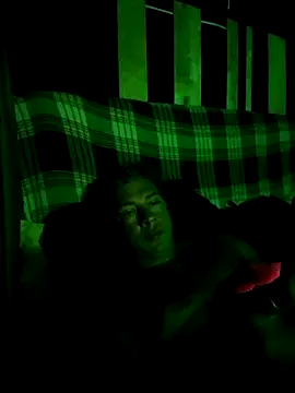 Snapshot of Lovely_milk chatting on October 18, 10:21 pm Lovely milk online show from October 18, 10:21 pm