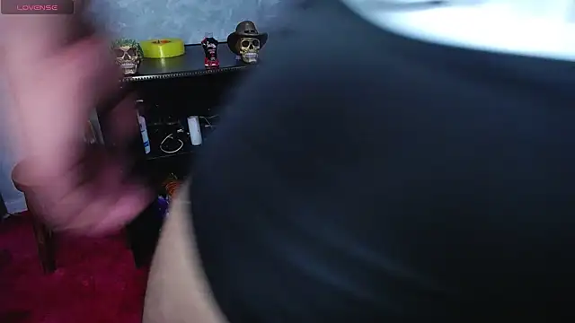 Snapshot of mysteery_katty_ chatting on February 17, 7:31 pm mysteery katty  online show from February 17, 7:31 pm