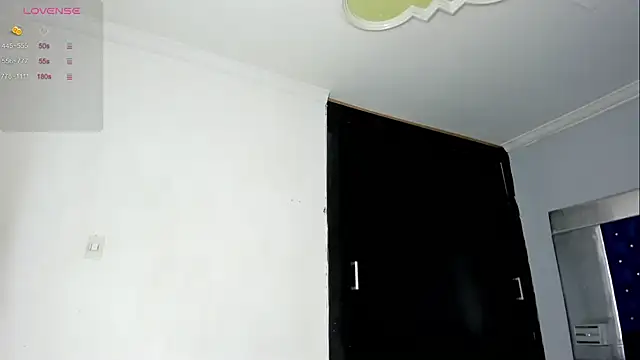 Snapshot of La_Perversa69 chatting on October 2, 2:24 pm La Perversa69 online show from October 2, 2:24 pm