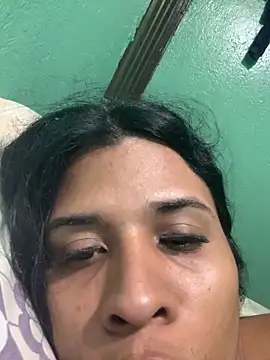 Snapshot of La_Perversa69 chatting on October 22, 12:00 am La Perversa69 online show from October 22, 12:00 am