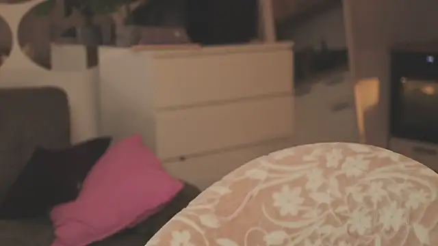 Snapshot of LikaBerry1 chatting on November 9, 12:14 pm LikaBerry1 online show from November 9, 12:14 pm