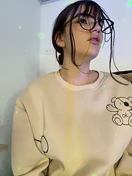 Snapshot of angel_natural chatting on February 11, 10:18 pm angel natural online show from February 11, 10:18 pm