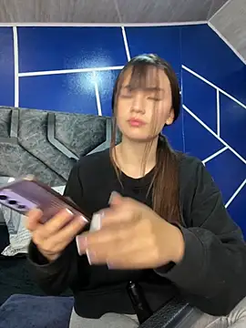 Snapshot of angel_natural chatting on February 24, 7:19 pm angel natural online show from February 24, 7:19 pm